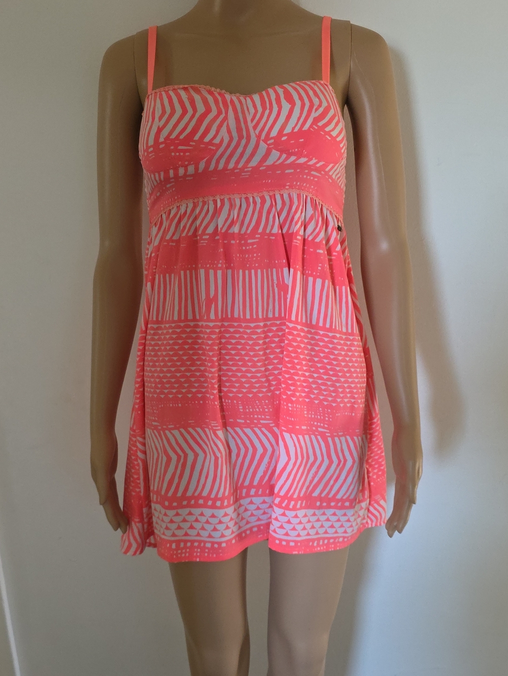 Roxy Coral and White Striped Top Size XS